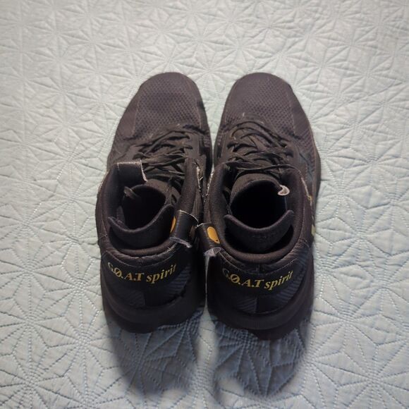 Adidas Dame 8 Men’s Basketball Shoes Black Gold GOAT Spirit Mens Size 11 GY2774 - Picture 7 of 11
